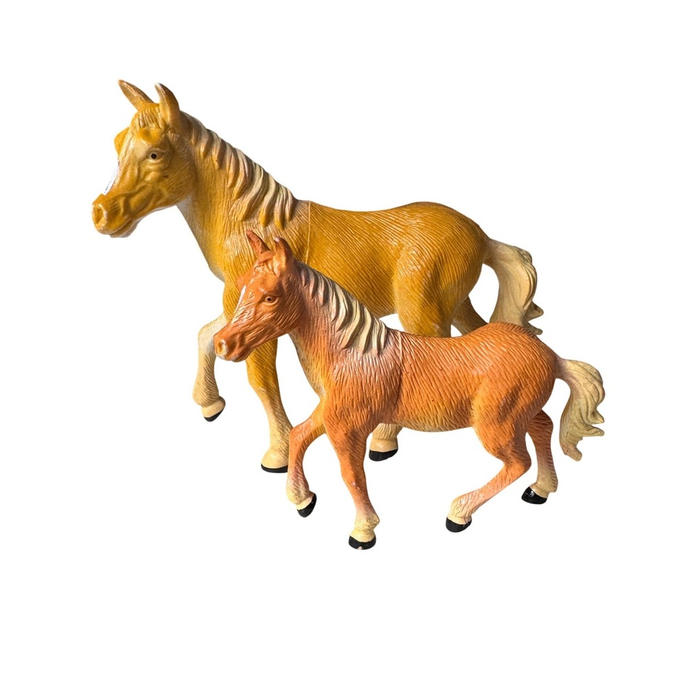 Vintage 1999 2002 Plastic Horse Figurines Mare and Foal Set Tan Brown 2pc